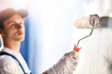 Why You Should Hire a House Painting Contractor